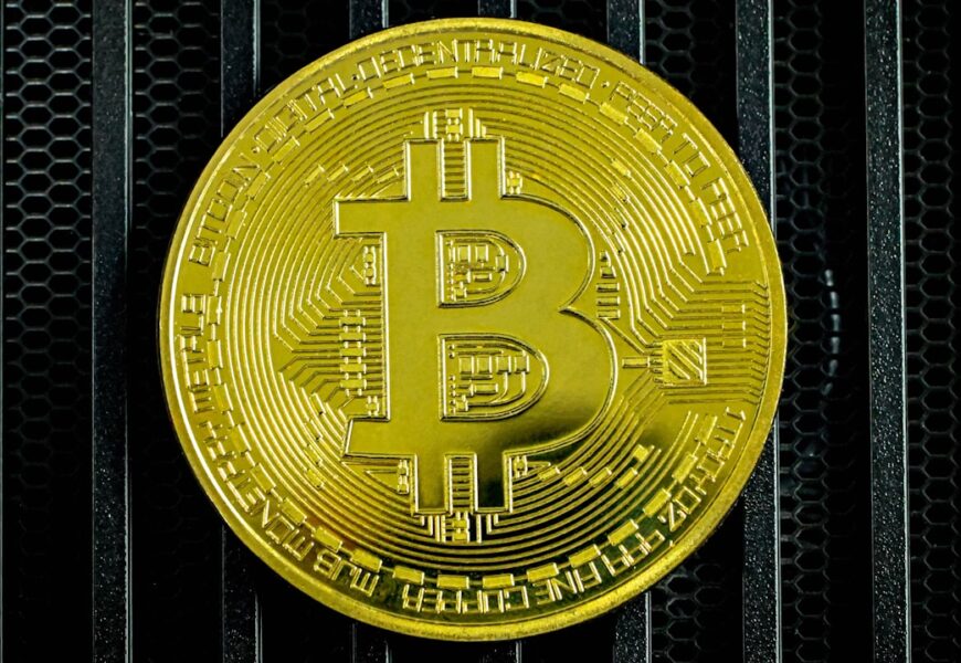 Photo Bitcoin logo