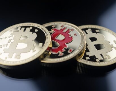 Photo Bitcoin versus CBDCs